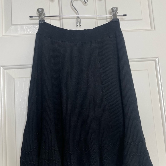 Maeve black ribbed textured midi skirt | small - Picture 4 of 8